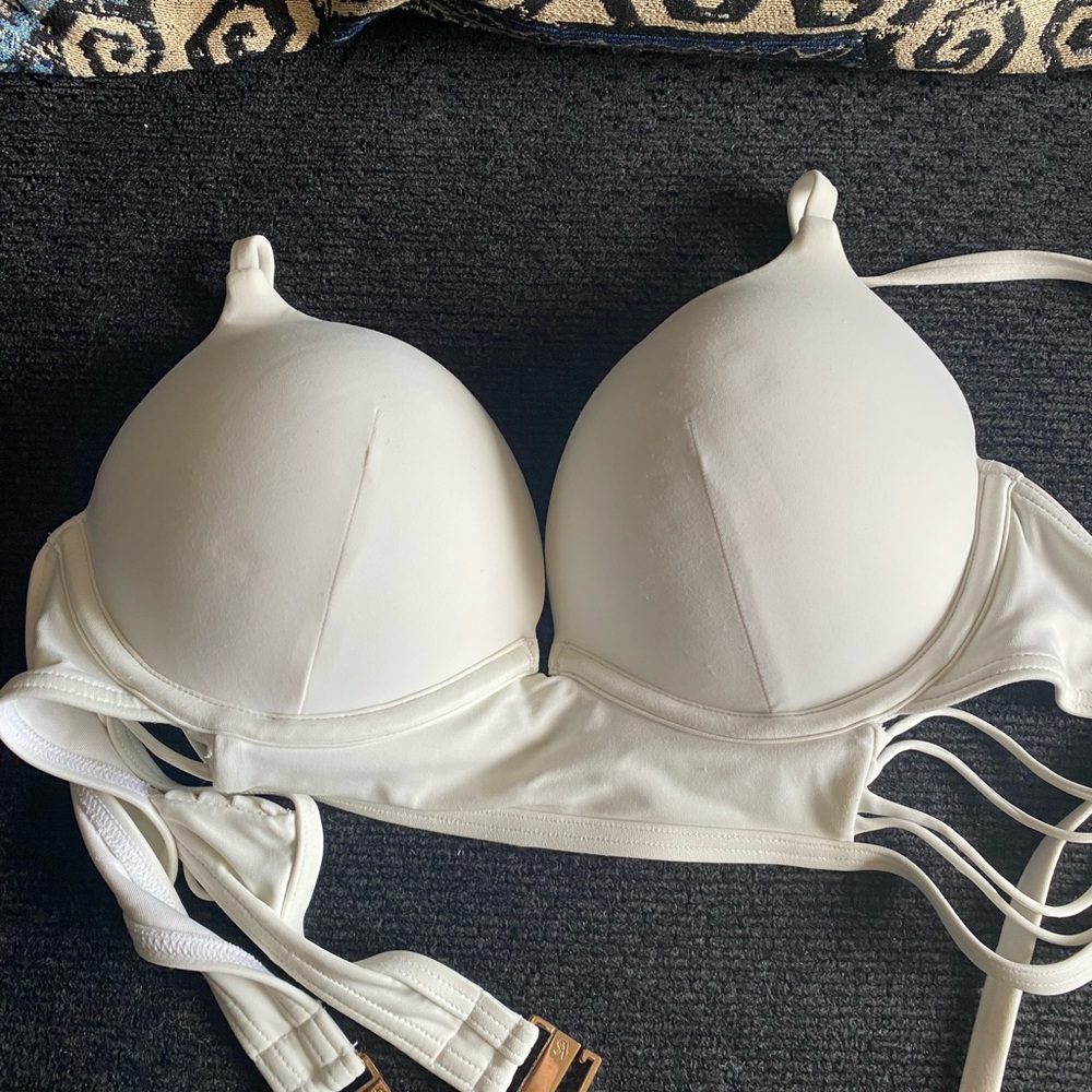2 pcs Victoria Secret Swimming bra